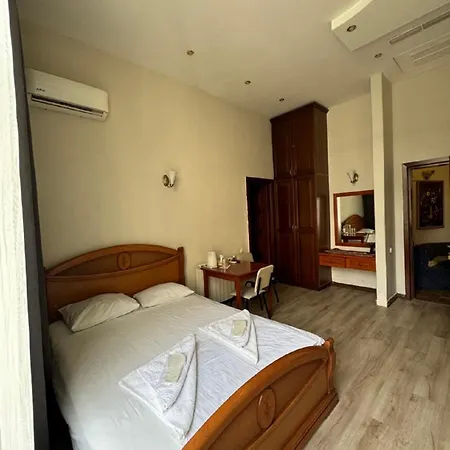 New Bella Hotel Yerevan Exterior photo